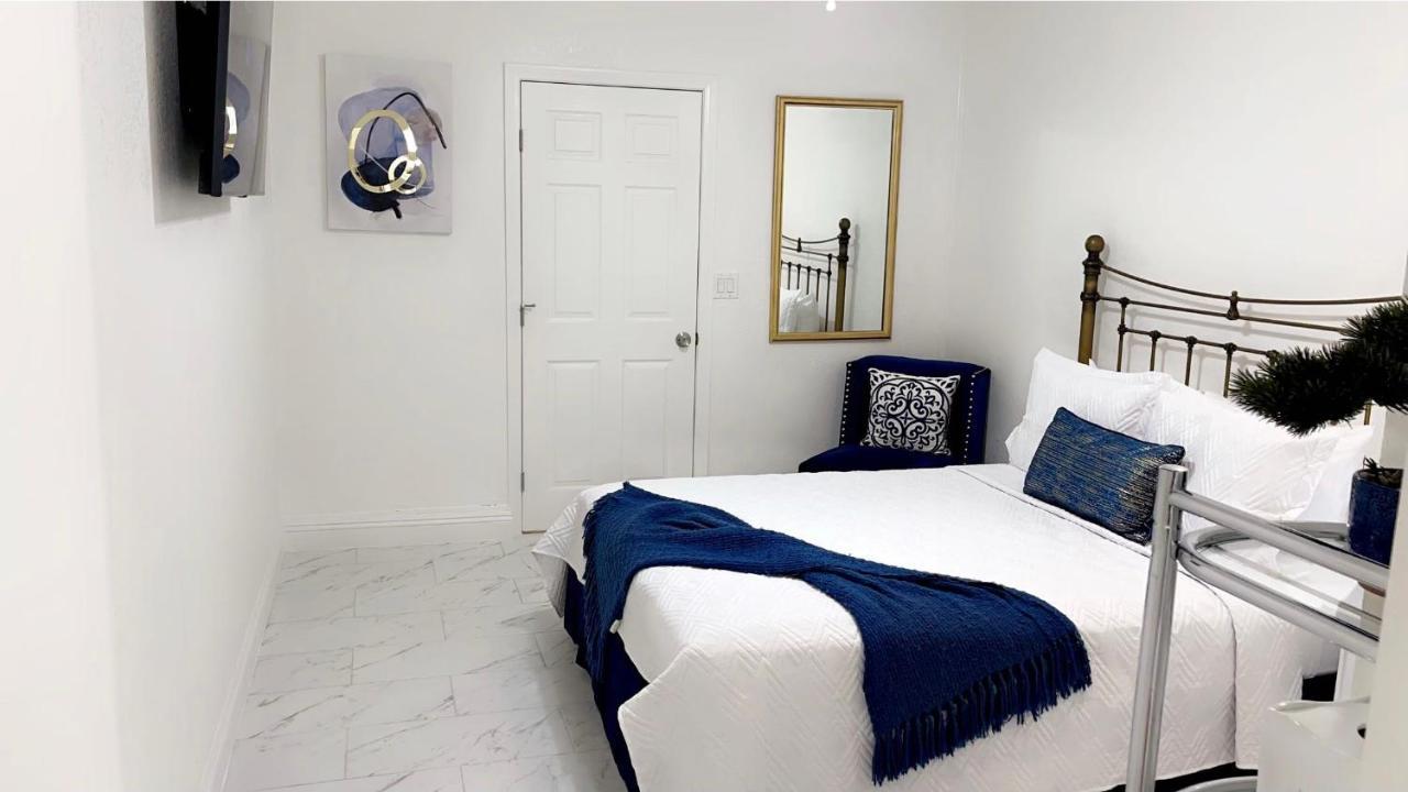 Guest House , 5 Min Away From Las Airport. Лас Вегас Екстериор снимка